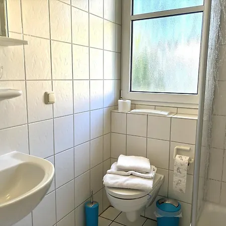 Haus Oie Idyll Mit Balkon 10 Minuten Zum Apartment Zinnowitz